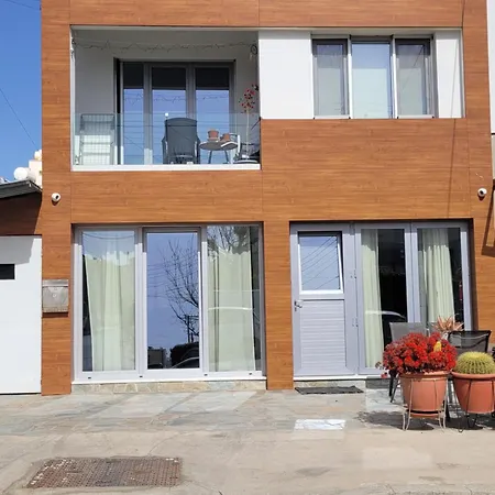 Urban Oasis Apartment Limassol Exterior photo